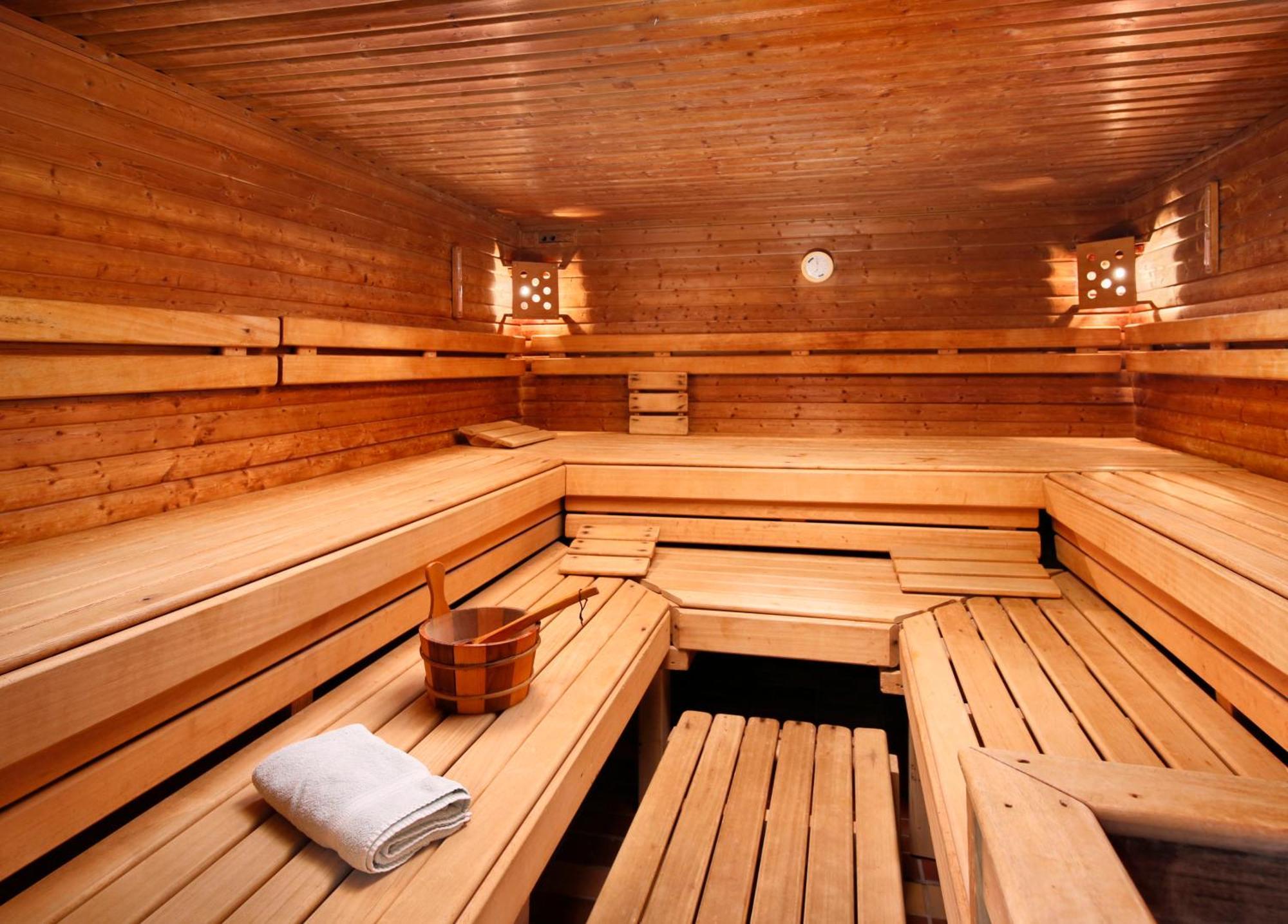 Knaus Campingpark Hennesee 梅舍德 外观 照片