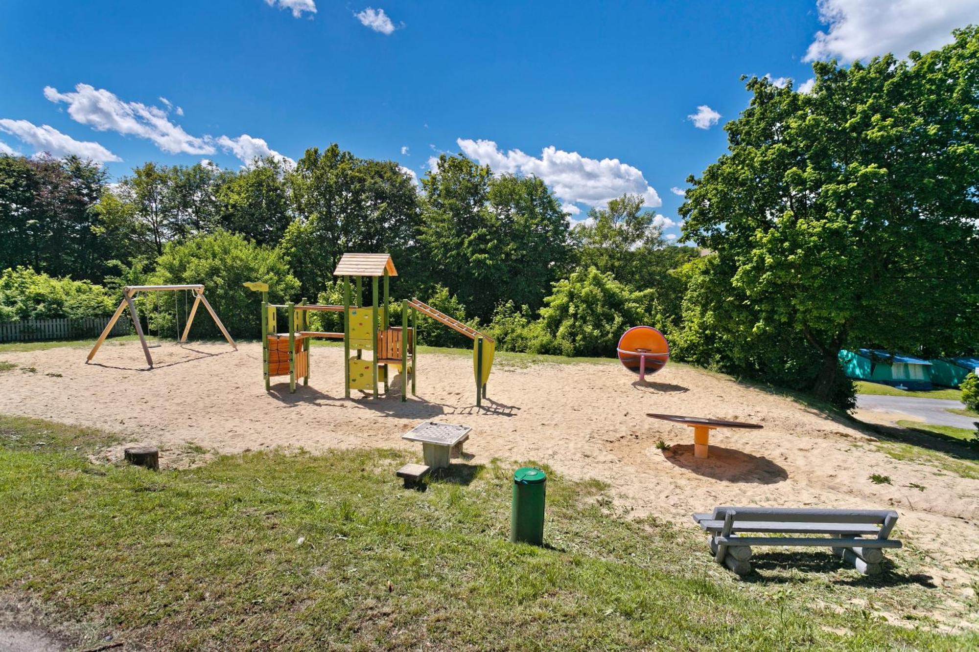 Knaus Campingpark Hennesee 梅舍德 外观 照片
